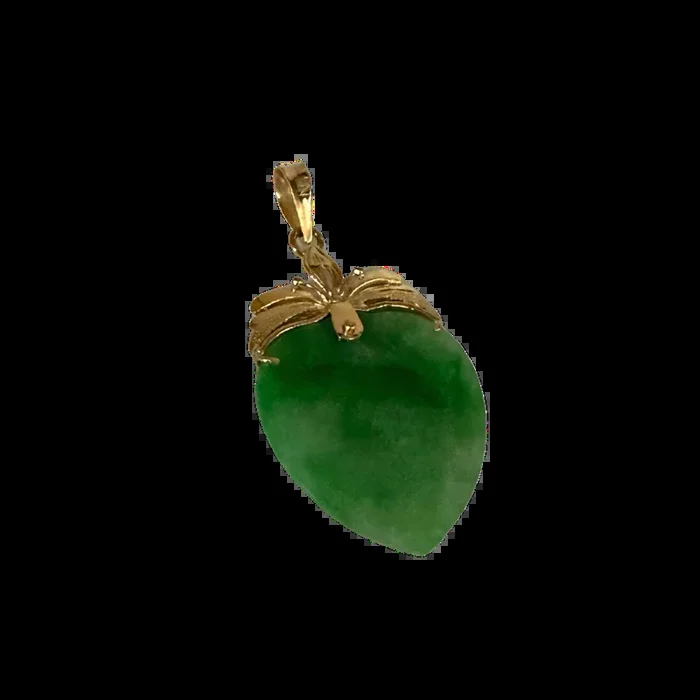 18k Yellow Gold Jade Heart Pendant – 5.3 Grams