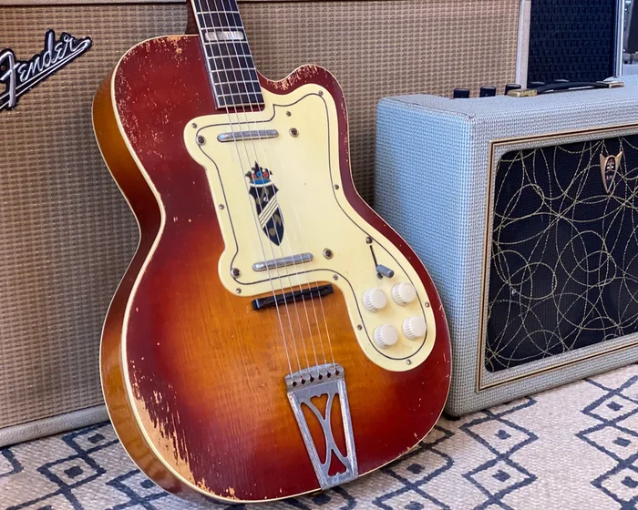 1958 Silvertone (Kay) 1369L Jimmy Reed Model – (K-161 Thin Twin) ??