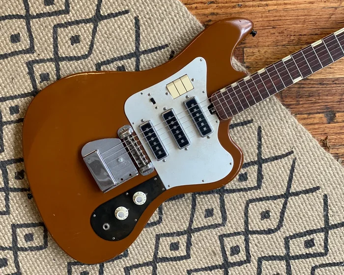 ’64 Teisco Del Ray TG-64 / ET-320 ??
