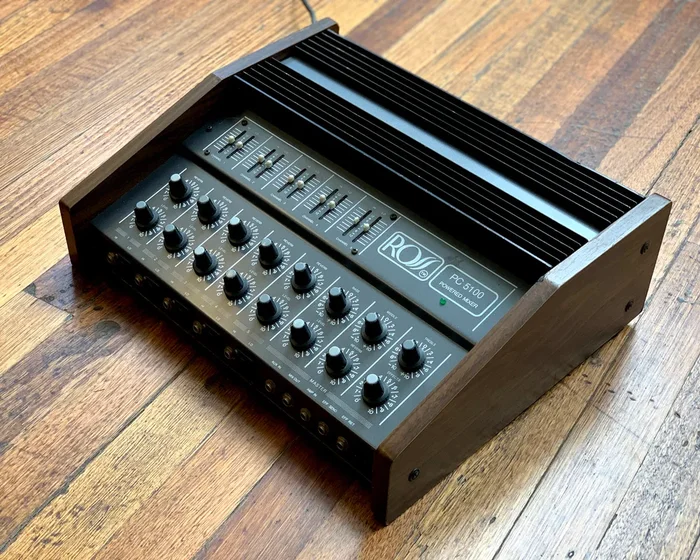 ’80s ROSS PC 5100 Powered Console