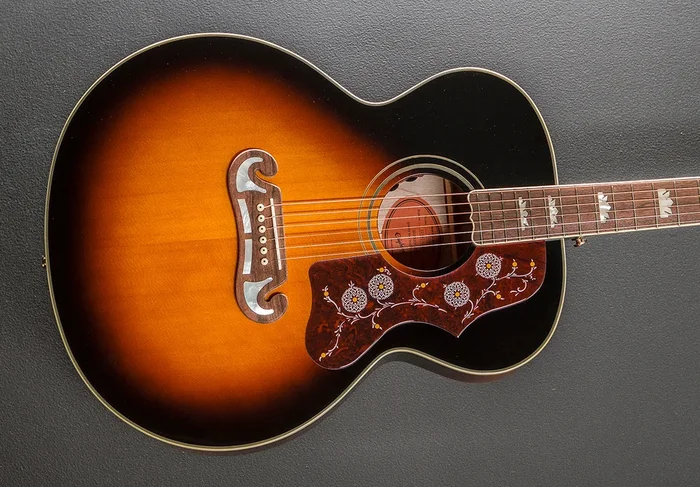 “Inspired by Gibson” J-200 – Aged Gloss Vintage Sunburst