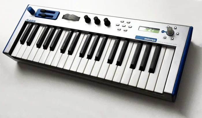 Alesis Micron