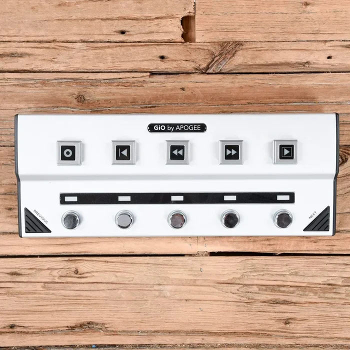Apogee Gio Guitar Interface And Controller For Ios And Mac
