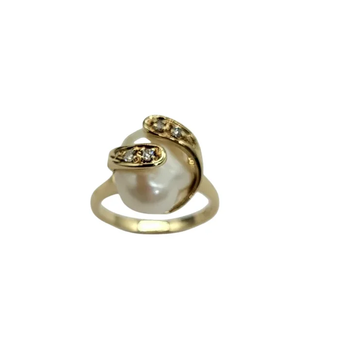 Baroque Pearl and Diamond Chip Bypass Ring