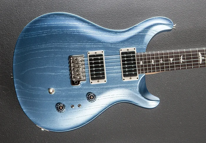 CE 24-08 Swamp Ash Limited Edition – Frost Blue Metallic