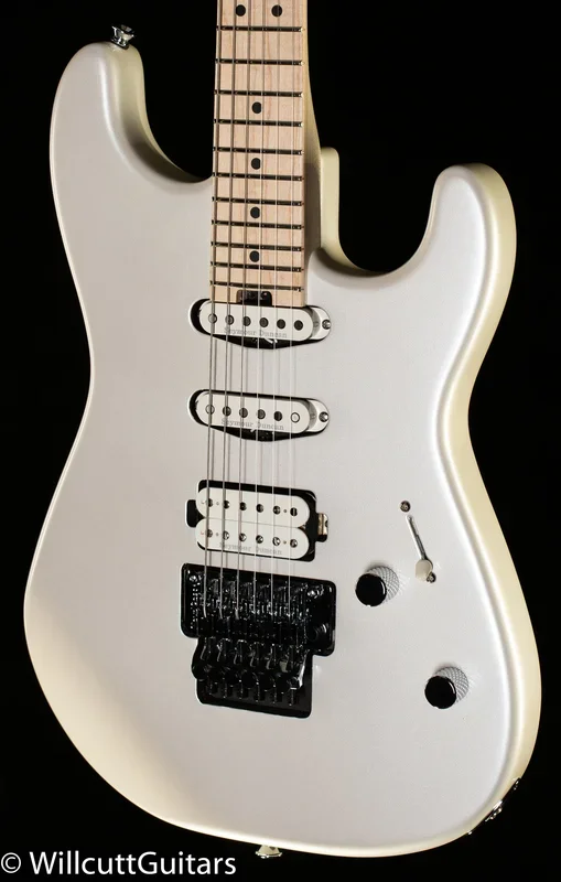 Charvel Pro-Mod San Dimas® Style 1 HSS FR M, Maple Fingerboard, Platinum Pearl (740)