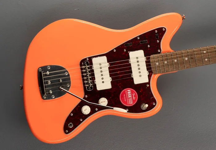 Classic Vibe 60’s Jazzmaster – Tahitian Coral