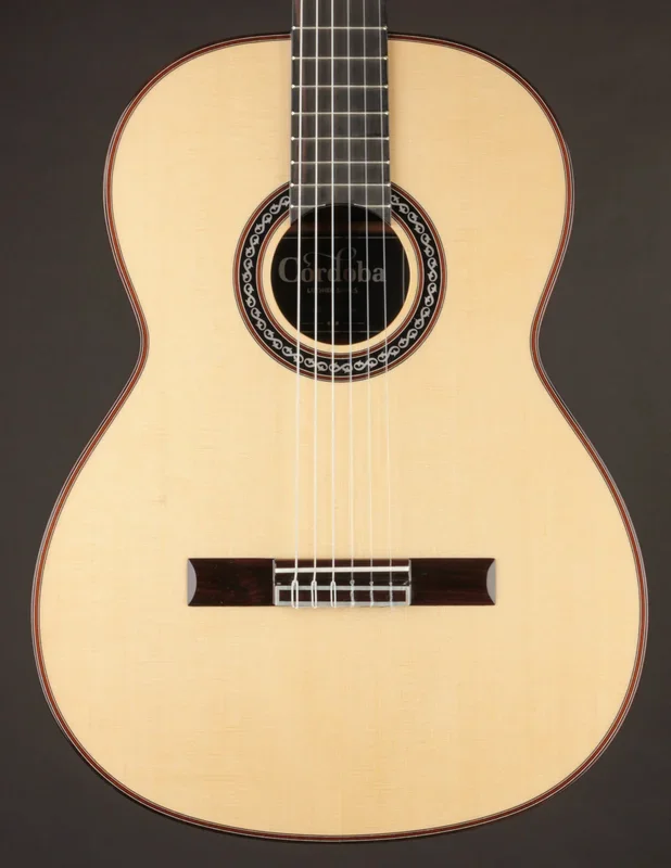 Córdoba C10 Crossover Spruce