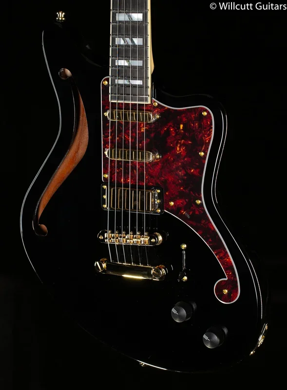 D’Angelico Deluxe Bedford SH Black (148)