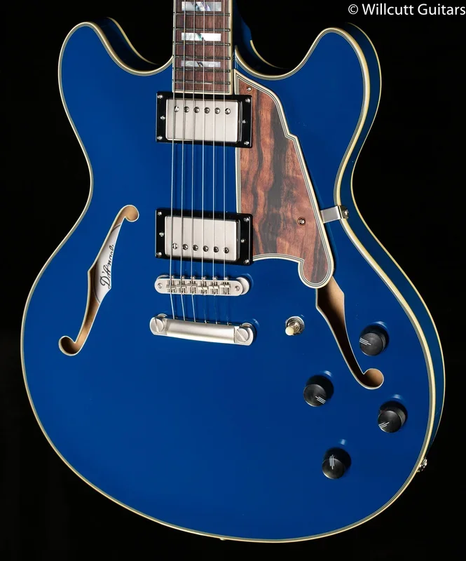 D’Angelico Deluxe DC Limited Edition Sapphire (322)