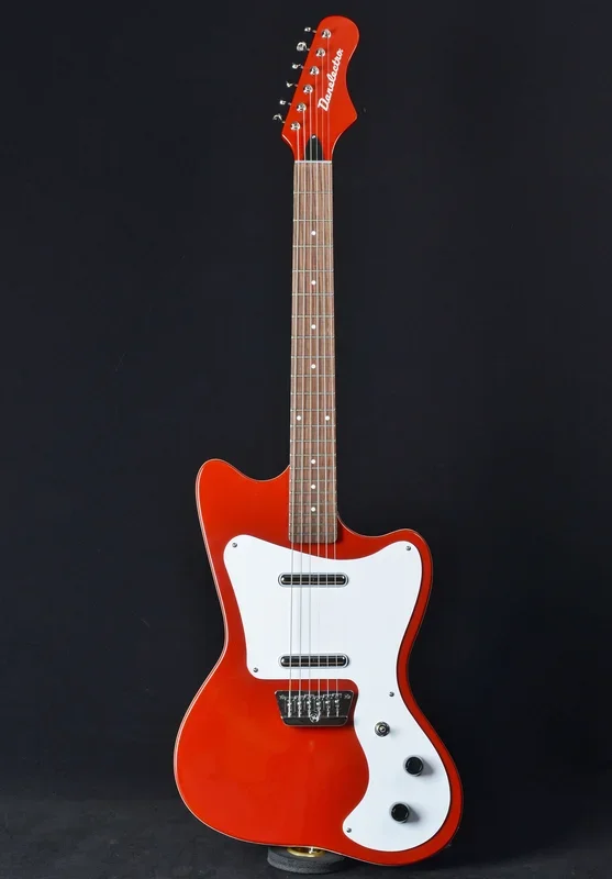 Danelectro ’67 Guitar – Red
