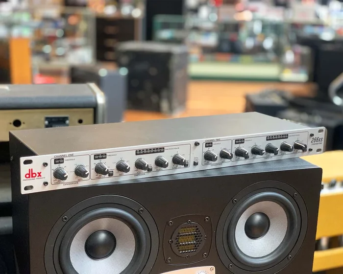 DBX 266XS