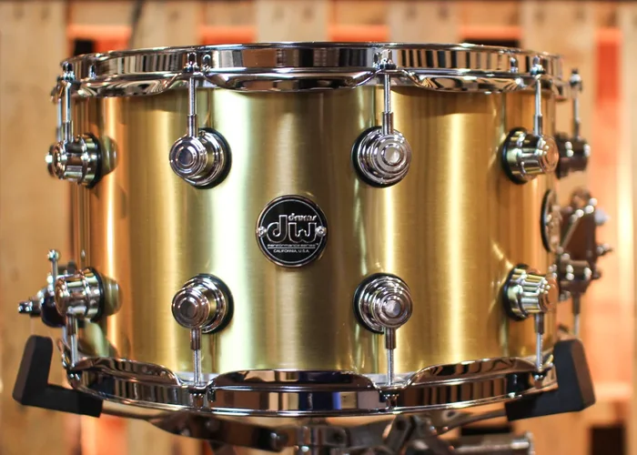 DW 8×14 Performance Brass Snare Drum – DRPM0814SSBP