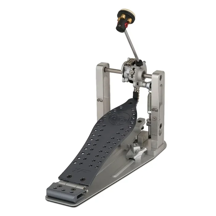 DW DWCPMCDXF MFG Series Machined Chain Drive Single Bass Drum Pedal with Extended Footboard