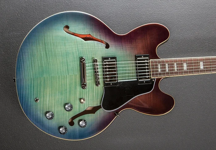 ES-335 Figured – Blueberry Burst