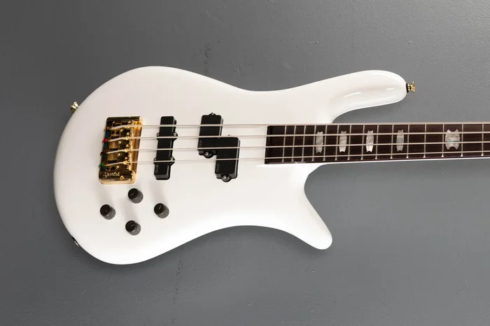 Euro 4 Classic – Solid White
