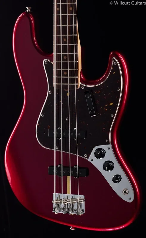 Fender American Original ’60s Jazz Bass Candy Apple Red Bass Guitar