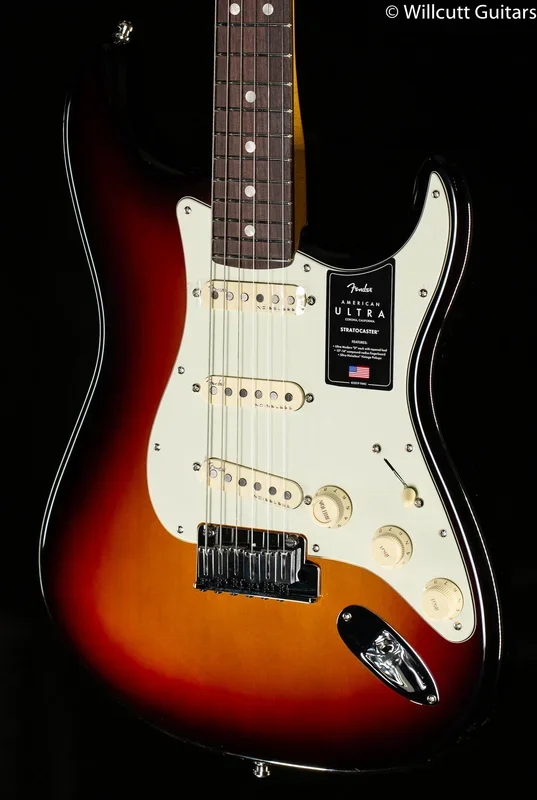 Fender American Ultra Stratocaster Ultraburst Rosewood (929)