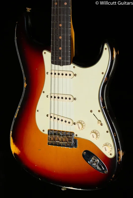 Fender Custom Shop “The 63” 1963 Stratocaster Relic 3-Color Sunburst 60C