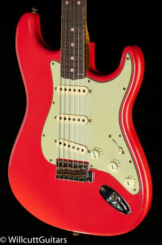 Fender Custom Shop Willcutt True ’62 Stratocaster Journeyman Relic Fiesta Red Large C (169)