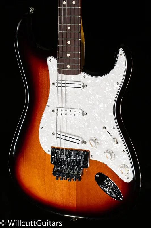 Fender Dave Murray Stratocaster Rosewood Fingerboard 2-Color Sunburst (049)
