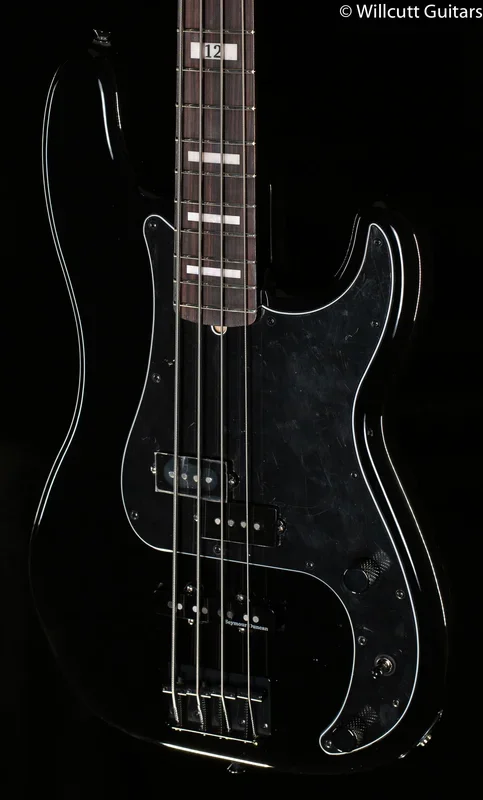 Fender Duff McKagan Signature Precision Bass Black Bass Guitar