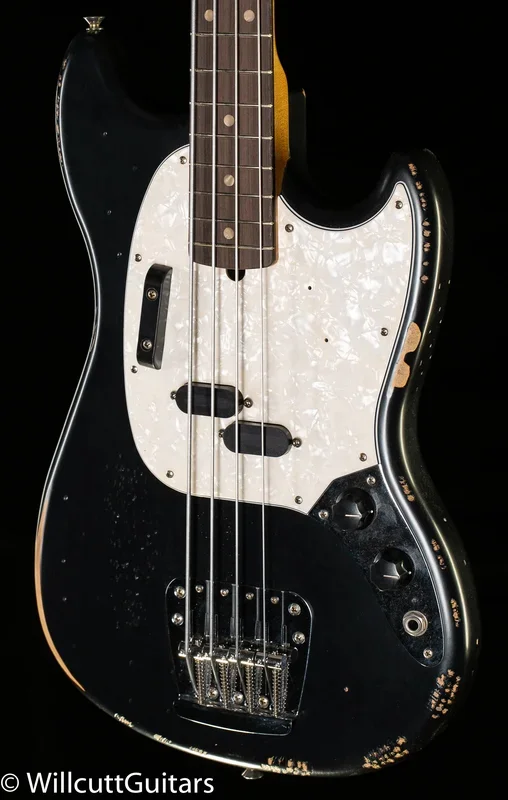 Fender JMJ Road Worn Mustang Bass Black (985) Bass Guitar