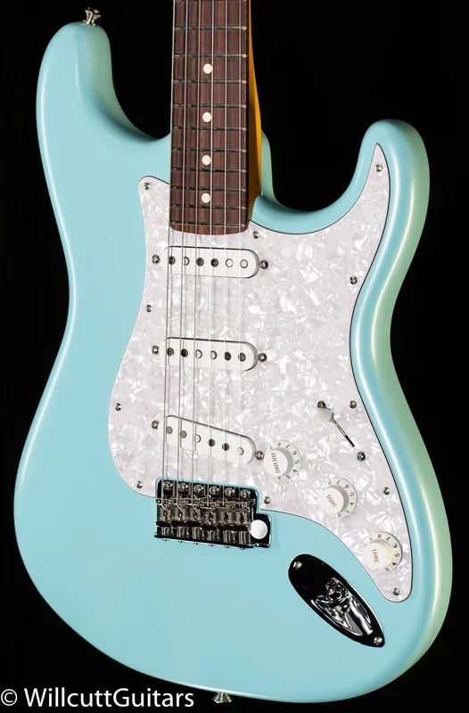 Fender Limited Edition Cory Wong Stratocaster Rosewood Fingerboard Daphne Blue (153)