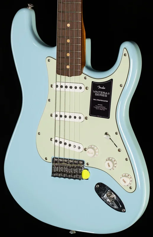 Fender Limited Edition Vintera II Road Worn ’60s Stratocaster Rosewood Fingerboard Sonic Blue (764)