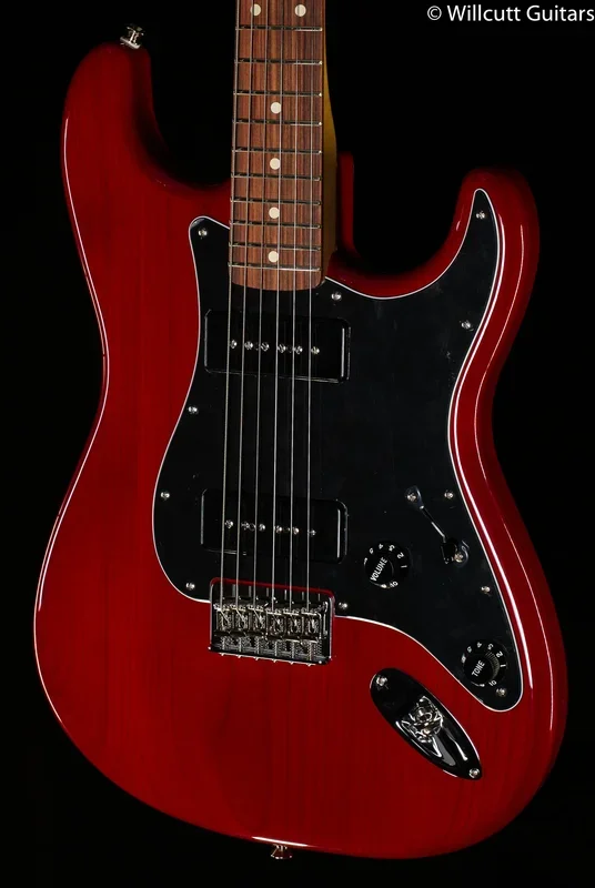 Fender Noventa Stratocaster Pau Ferro Fingerboard Crimson Red Transparent DEMO
