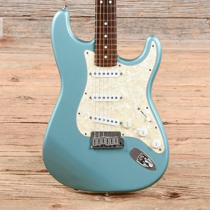 Fender Roadhouse Stratocaster Teal Green Metallic 1997