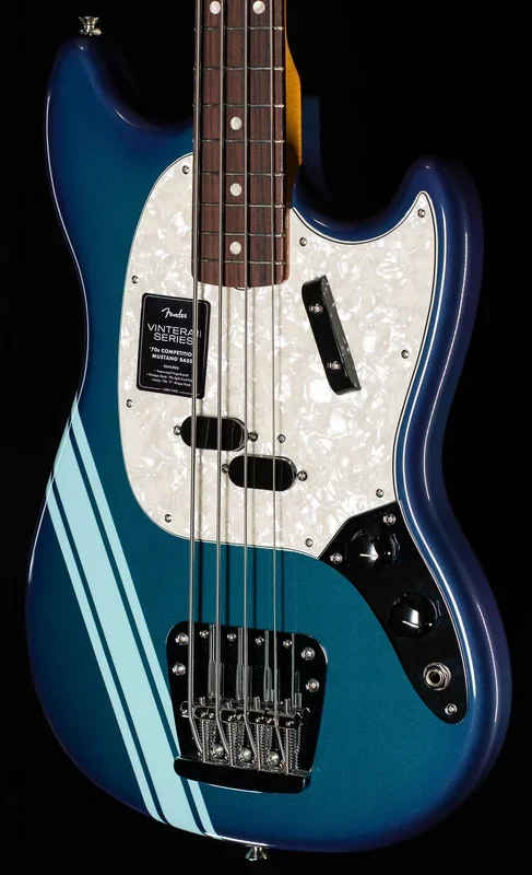 Fender Vintera II ’70s Competition Mustang Bass Rosewood Fingerboard Competition Burgundy (202)