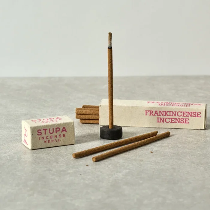 Frankincense Incense Sticks & Holder – Set of 15