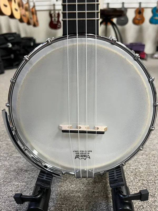 Gold Tone Concert Banjolele w/Case – Banjo Ukulele w/Armrest