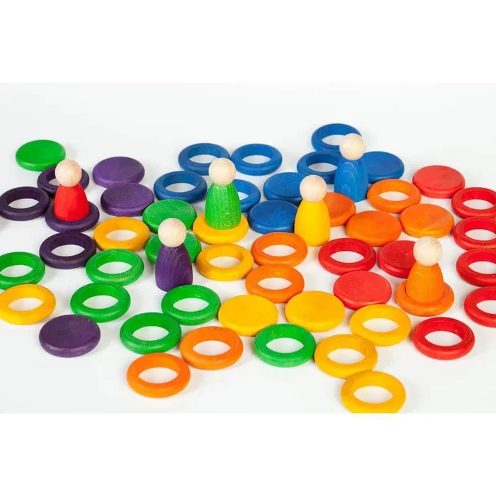 Grapat coloured nins, rings and coins