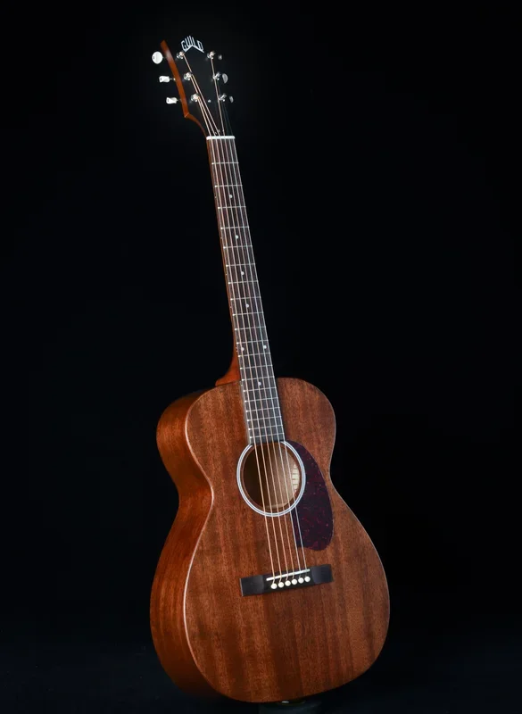 Guild USA M-20 – Natural