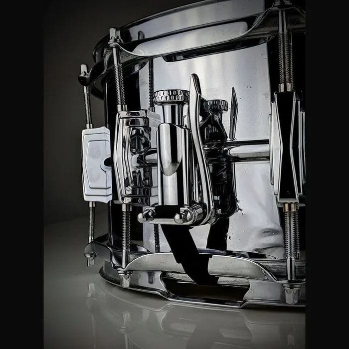 INDe Drum Labs SB1X Snare Drum Snare Drum Strainer Chrome No Butt Plate