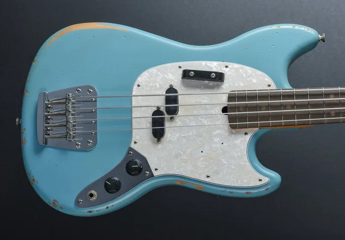 JMJ Road Worn Mustang Bass – Faded Daphne Blue