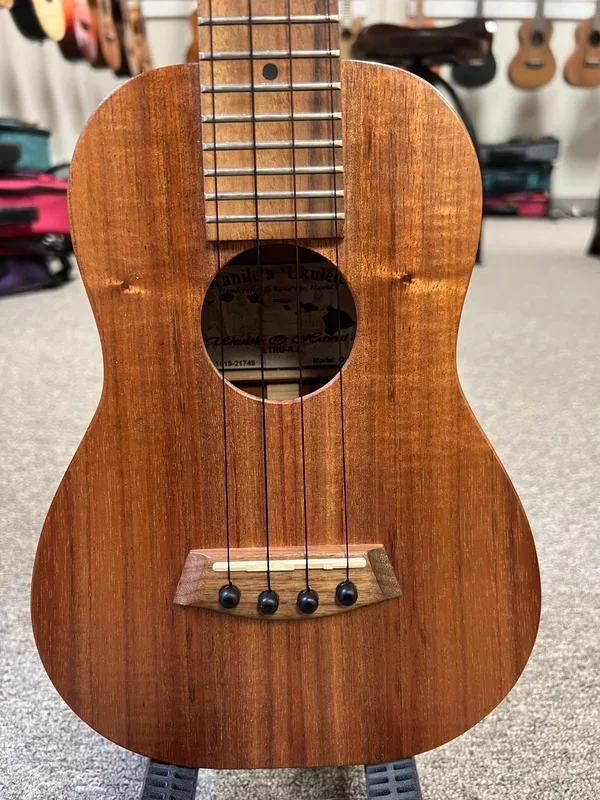 Kanile’a Oha-C Solid/Mahogany Koa Concert Ukulele w/Case – Pre Loved – Made in Hawaii
