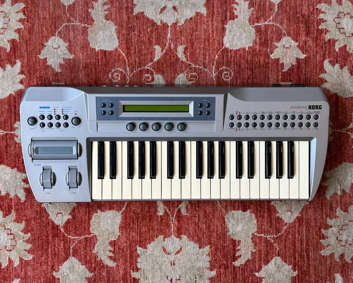 KORG Prophecy Solo Synthesizer – 100V