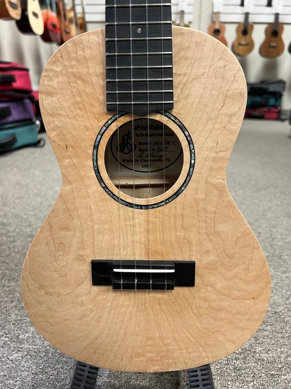LoPrinzi LP-AMA-AR-T Solid Maple Tenor Ukulele