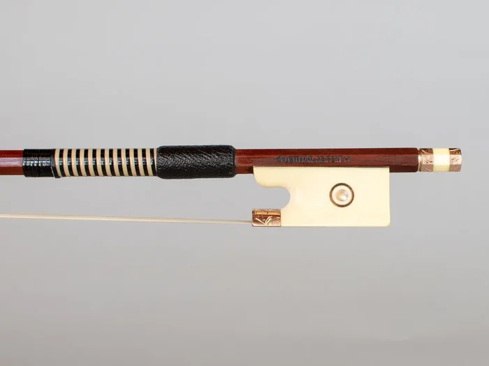 *Lothar Seifert* engraved gold & ivory violin bow, GERMANY, 65g