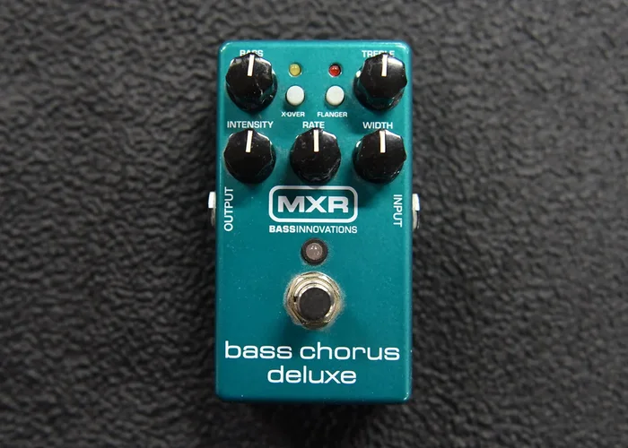 M83 Bass Chorus Deluxe