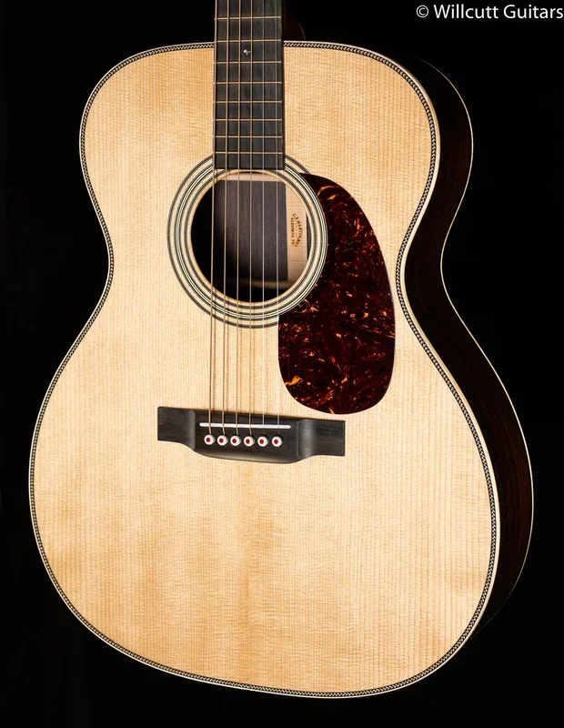 Martin 000-28 Modern Deluxe (738)