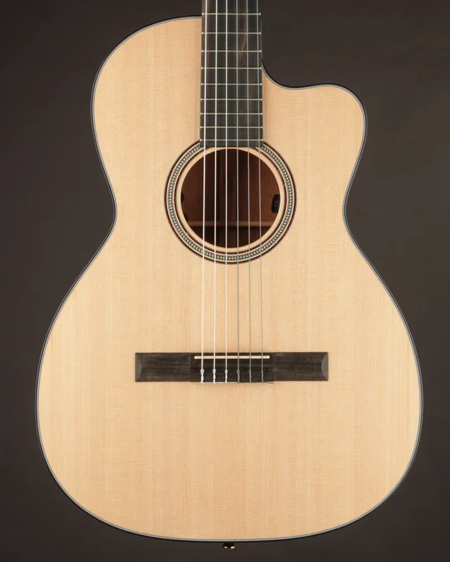Martin 000C12-16E Nylon Classical Guitar