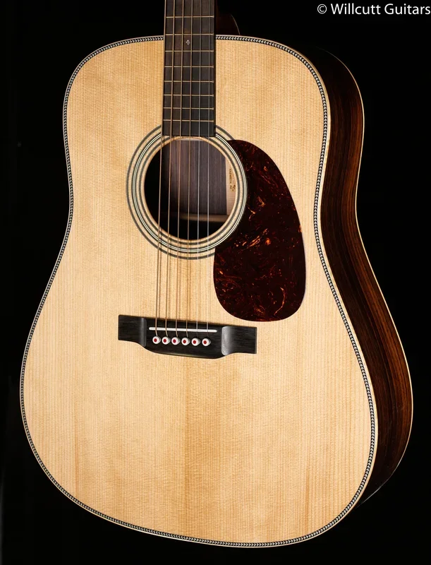 Martin D-28 Modern Deluxe (727)