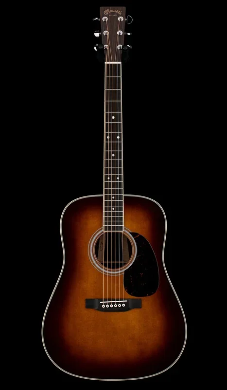 Martin D-35 – 1933 Ambertone #21031 (2025)