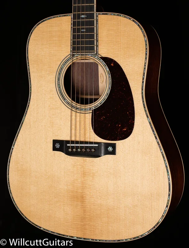 Martin D-42 Modern Deluxe (970)