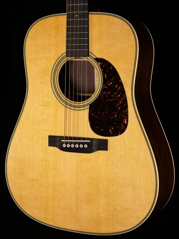 Martin HD-28 (916)