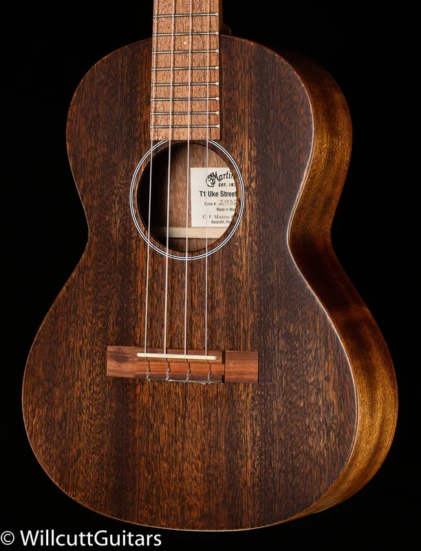 Martin T1 Tenor Uke Streetmaster (325)